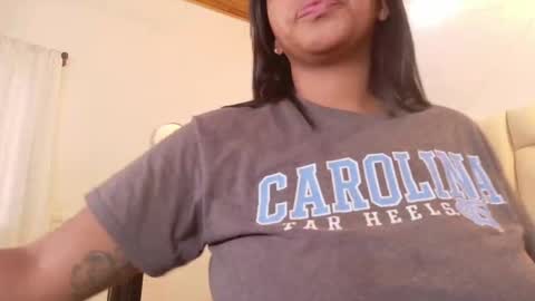 lia_mariana online show from 09-15-25, 05:46