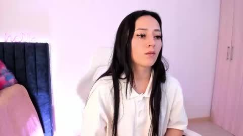 Little Queen Lia  online show from 01-06-25, 07:02