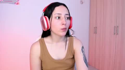 Little Queen Lia  online show from 02-04-25, 01:13