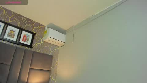 Snapshot of lia_savage chatting on 03-03-26, 01:17 online show from 03-03-26, 01:17