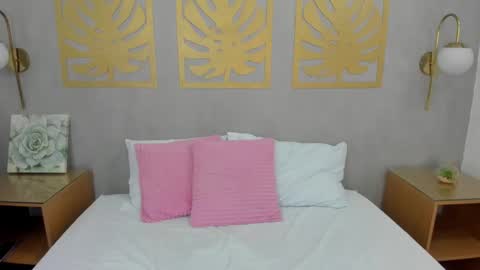 Lia  online show from 02-06-25, 05:35