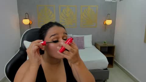 Lia  online show from 02-20-25, 02:29