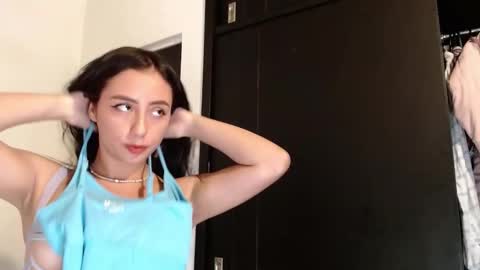 Snapshot of liaa_cute_ chatting on 01-29-25, 11:14 lia online show from 01-29-25, 11:14