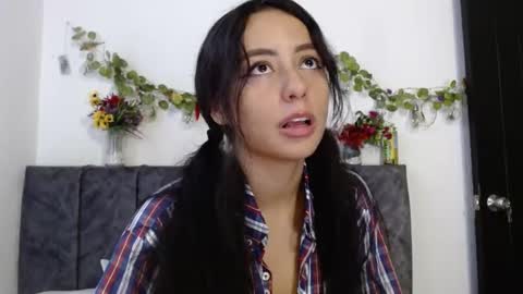 Snapshot of liaa_cute_ chatting on 01-30-25, 09:47 lia online show from 01-30-25, 09:47