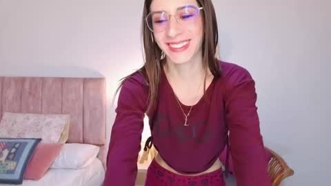 Snapshot of liaaa___ chatting on 02-05-25, 02:16 Lia online show from 02-05-25, 02:16