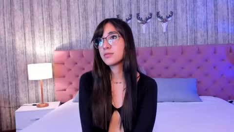 Snapshot of liaaturner chatting on 01-07-26, 08:22 liaa turner online show from 01-07-26, 08:22