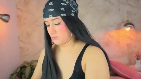 Lia Cox online show from 12-04-25, 03:05