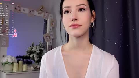 Lia  online show from 01-18-25, 10:17