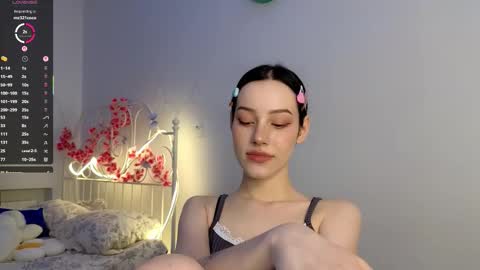 Lia  online show from 09-16-25, 07:59