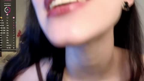 Lia  online show from 11-12-25, 08:59