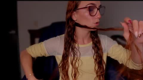 Snapshot of liahilton_ chatting on 02-05-25, 02:48 lh6 9c online show from 02-05-25, 02:48