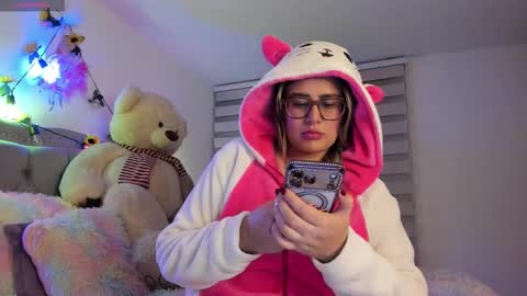 Lia  online show from 02-22-26, 12:34