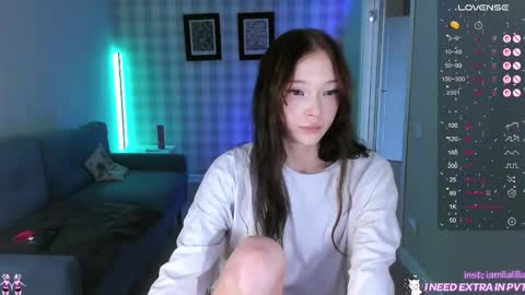 Snapshot of lialilia chatting on 09-23-25, 08:28 lialilia online show from 09-23-25, 08:28