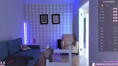 Snapshot of lialilia chatting on 09-24-25, 10:29 lialilia online show from 09-24-25, 10:29