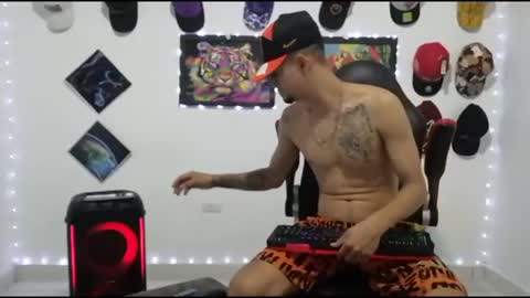 Andres online show from 12-15-25, 10:58