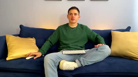 Liam online show from 01-25-25, 06:24