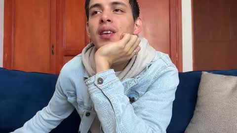 Liam online show from 11-19-25, 01:11