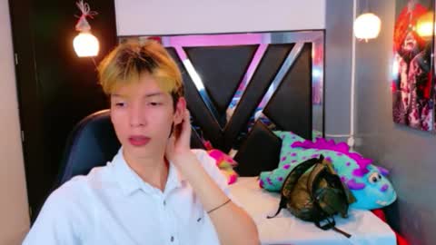 liam_green1 online show from 02-20-26, 12:05