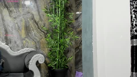 LIAM KLEIN online show from 01-06-25, 11:29