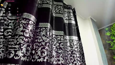 LIAM KLEIN online show from 01-29-25, 11:09