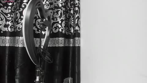 LIAM KLEIN online show from 02-27-25, 11:10