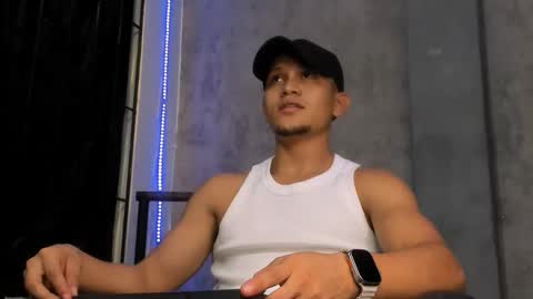 liam_knight online show from 11-30-25, 02:15