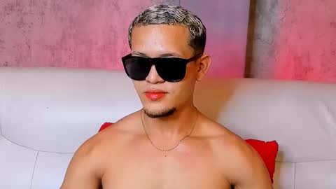 liam_knight online show from 12-22-25, 02:30