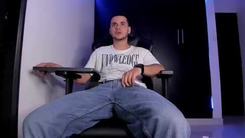 Liam online show from 02-03-26, 02:53