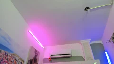 liam online show from 09-12-25, 12:27