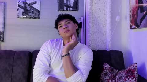 liam online show from 12-18-25, 12:44