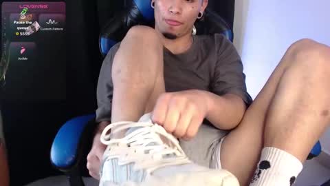 Snapshot of liam_ruiz_ chatting on 09-20-25, 04:24 Liam online show from 09-20-25, 04:24