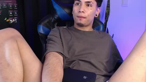 Snapshot of liam_ruiz_ chatting on 10-05-25, 05:50 Liam online show from 10-05-25, 05:50