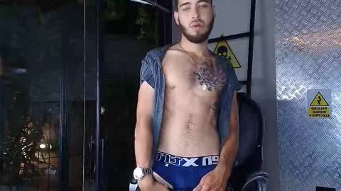 Snapshot of liam_sait chatting on 10-31-25, 03:18 liam sait online show from 10-31-25, 03:18