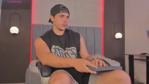 Liam online show from 03-18-26, 09:51