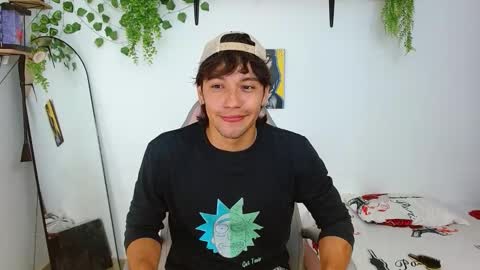 liamxul online show from 10-09-25, 08:29