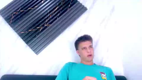 liam_york online show from 02-15-26, 08:35