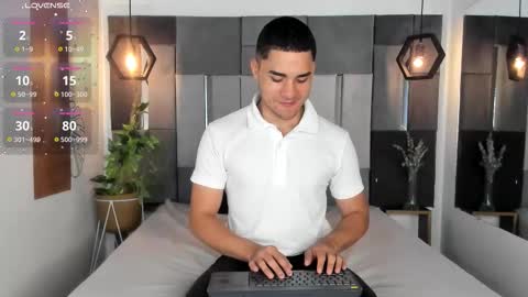 Liam online show from 09-16-25, 11:11