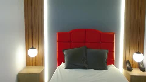 Snapshot of liamonroee_ chatting on 02-06-26, 12:08 L I A M O N R O E online show from 02-06-26, 12:08