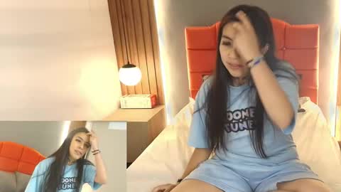 Snapshot of liamonroee_ chatting on 02-23-26, 12:13 L I A M O N R O E online show from 02-23-26, 12:13