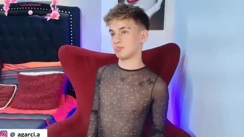 liam online show from 09-25-25, 04:49