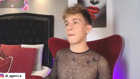 liam online show from 10-03-25, 04:53