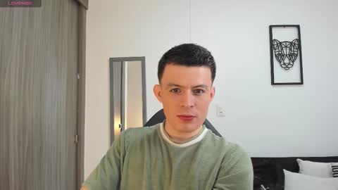 Snapshot of lian_eathan chatting on 10-10-25, 07:46 lian_eathan online show from 10-10-25, 07:46