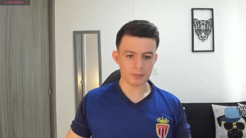 Snapshot of lian_eathan chatting on 10-11-25, 08:40 lian_eathan online show from 10-11-25, 08:40