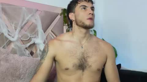 Lian Oconner online show from 10-14-25, 01:17