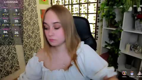 Liana online show from 03-09-25, 05:22