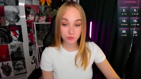 Liana online show from 10-09-25, 03:04