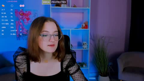 Little Liana  online show from 01-07-25, 10:41