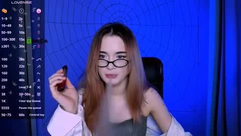 Little Liana  online show from 11-10-25, 08:30