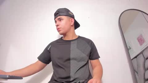 Snapshot of lianfox_ chatting on 02-26-26, 02:54 lianfox_ online show from 02-26-26, 02:54