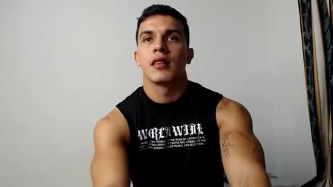 Snapshot of lianstonne chatting on 02-17-26, 04:20 Liamstonne online show from 02-17-26, 04:20